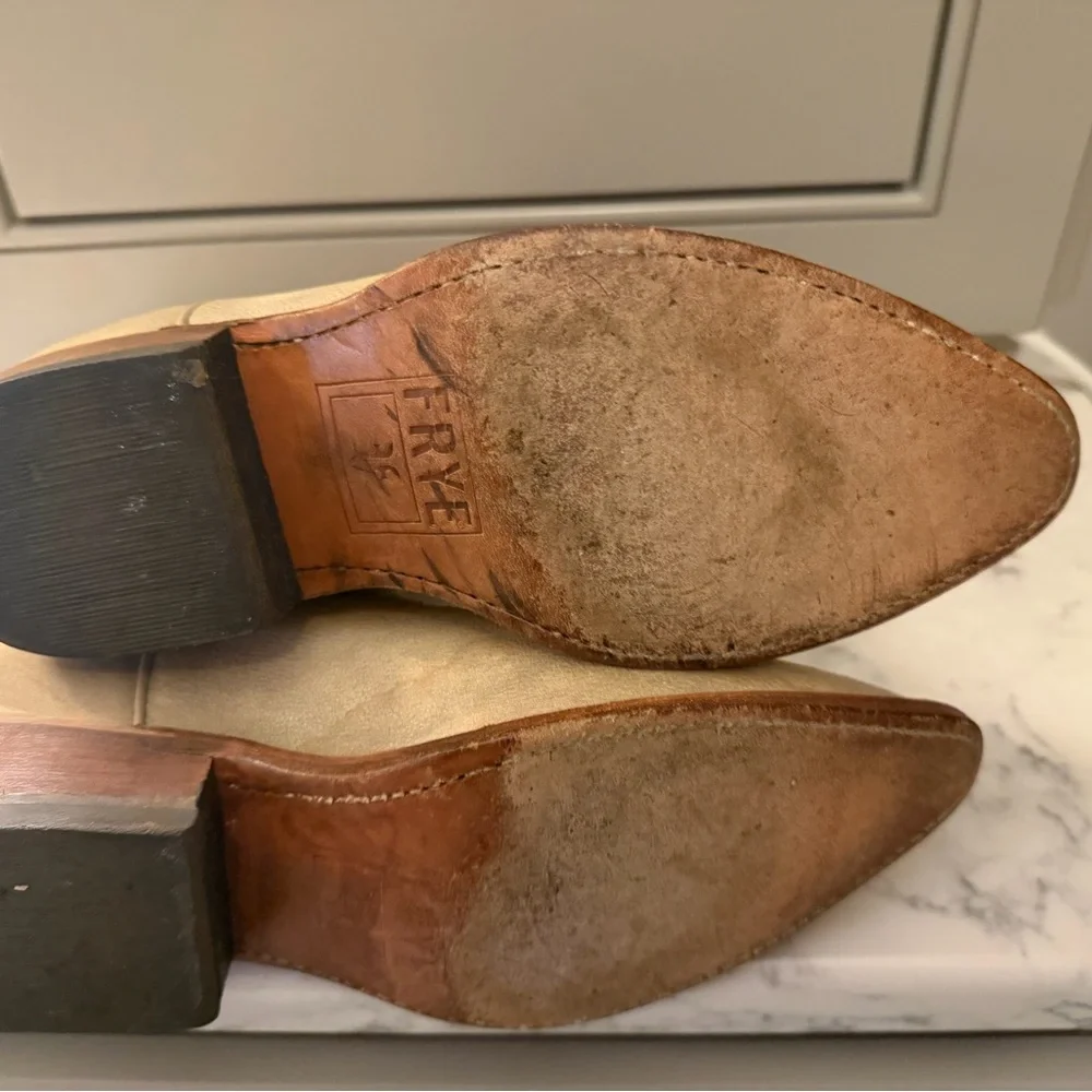 Frye Billy Beige Short Western Leather Boots - Picture 4 of 4